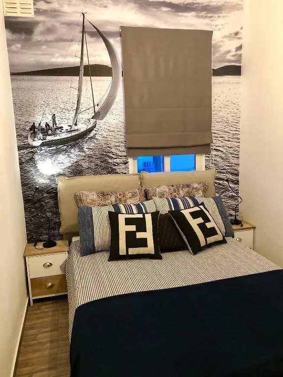 Nautilus Apartment Sliema Homestay