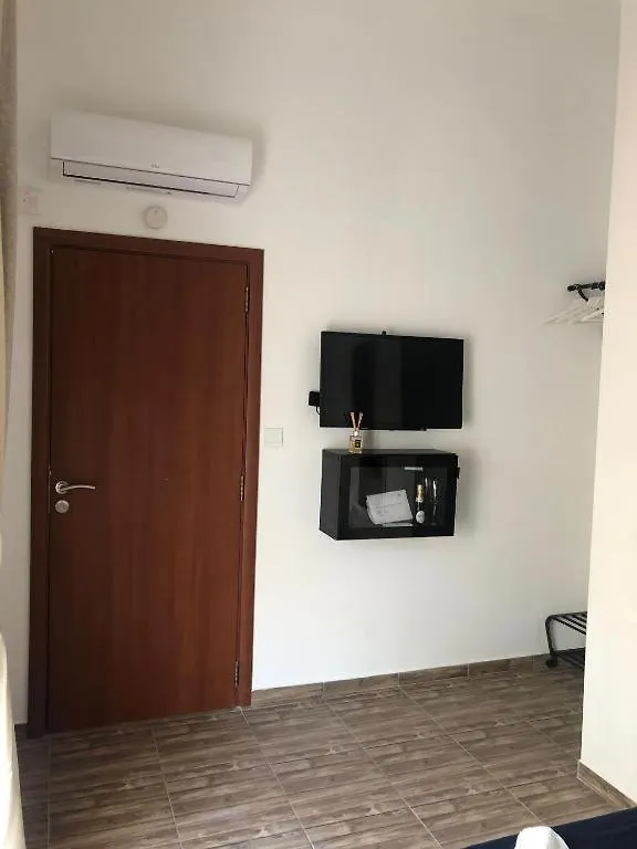 Homestay Nautilus Apartment Sliema Malta