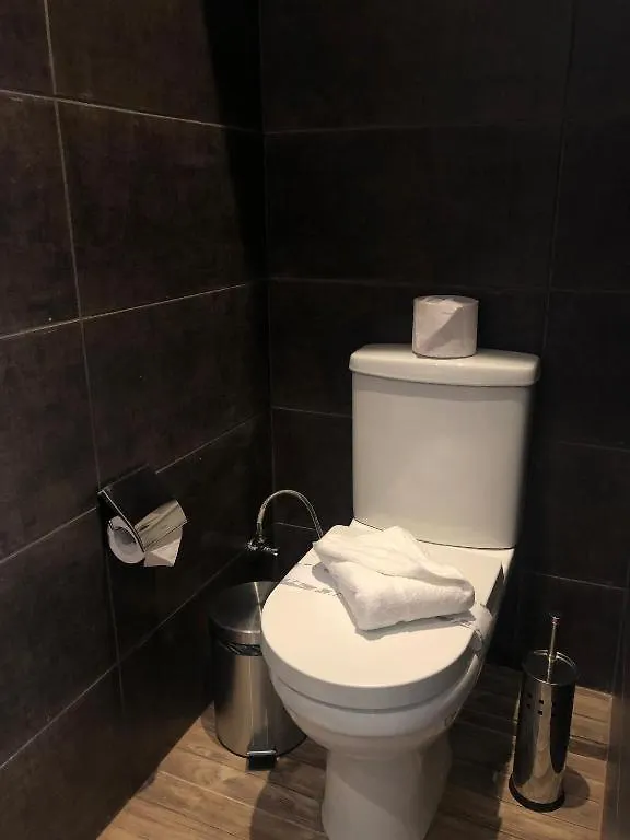 Homestay Nautilus Apartment Sliema